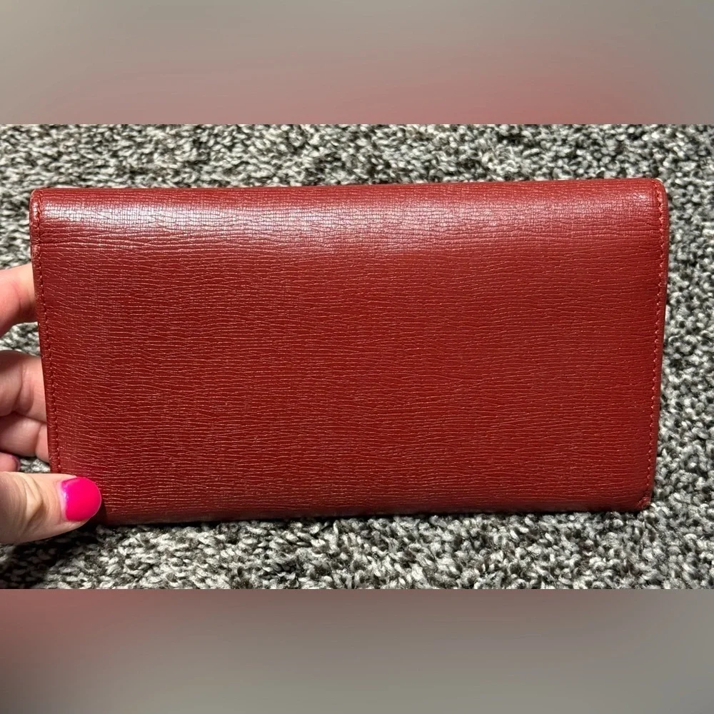 Gucci leather continental dark red wallet